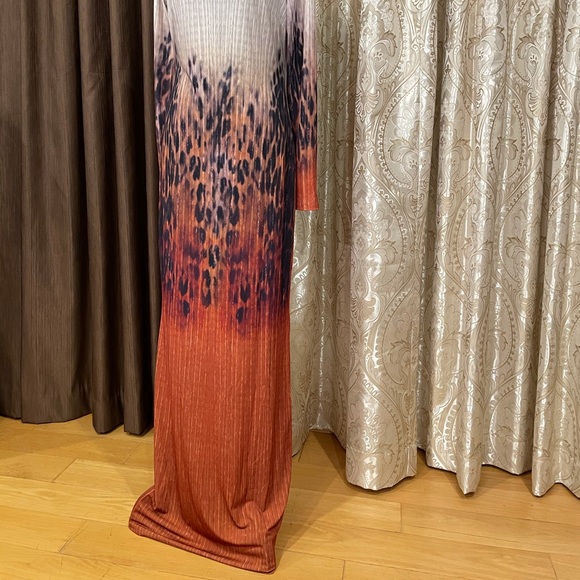 Long evening dress - Picture 7 of 16